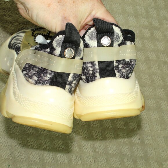 Steve Madden NY90 Myles Women's 6.5 Black White Platform Cloud Sneakers - Picture 5 of 6